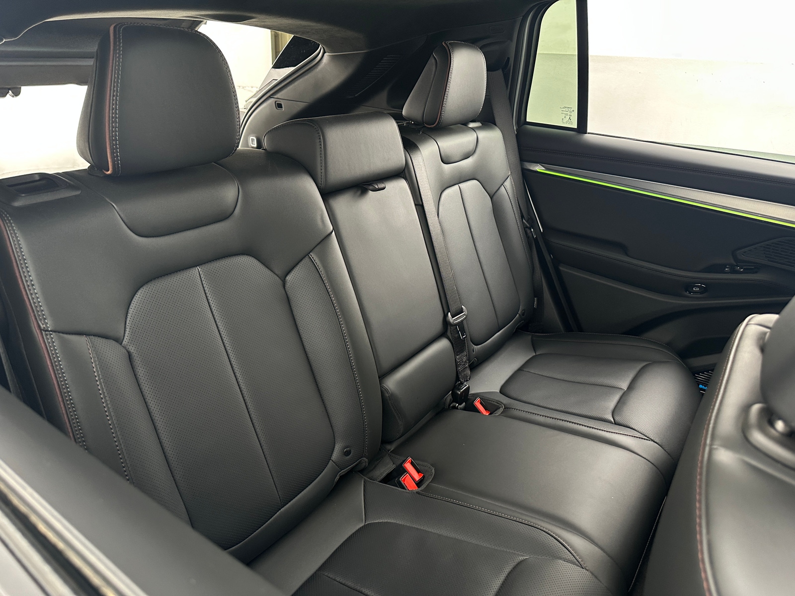 Thumbnail: 2025 Jeep Wagoneer S - 5