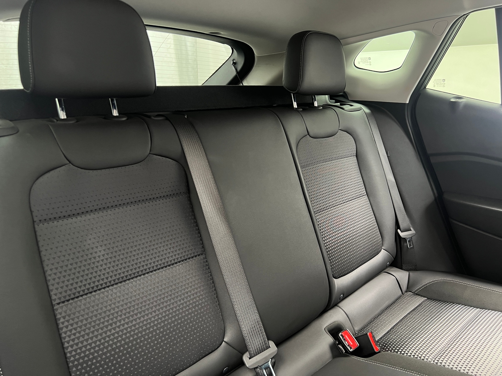 Thumbnail: 2025 Chevrolet Trax - 6