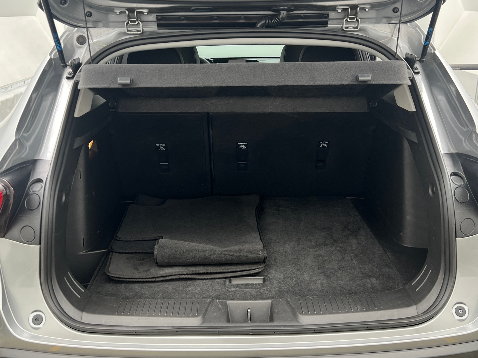 Thumbnail: 2025 Chevrolet Trax - 7