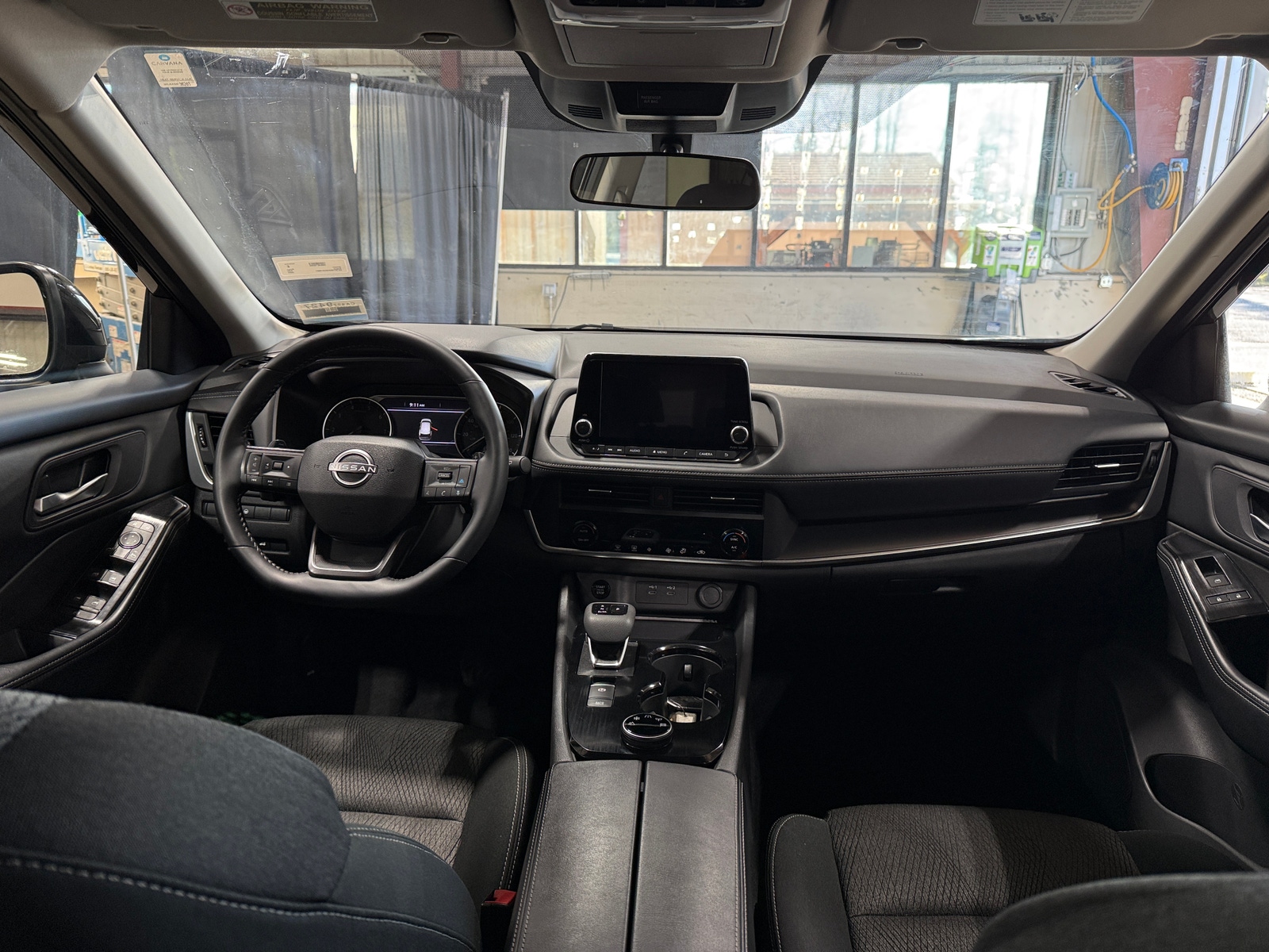 Thumbnail: 2025 Nissan Rogue - 3