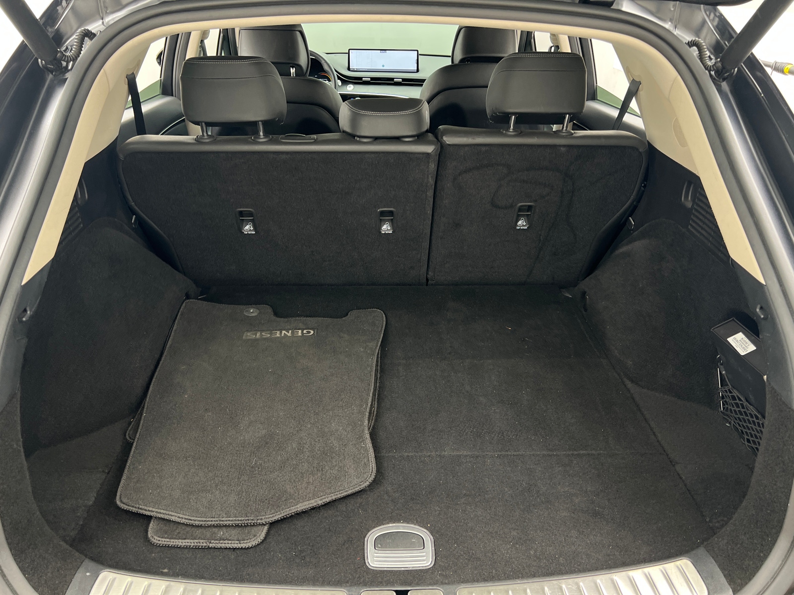 Thumbnail: 2022 Genesis GV70 - 6