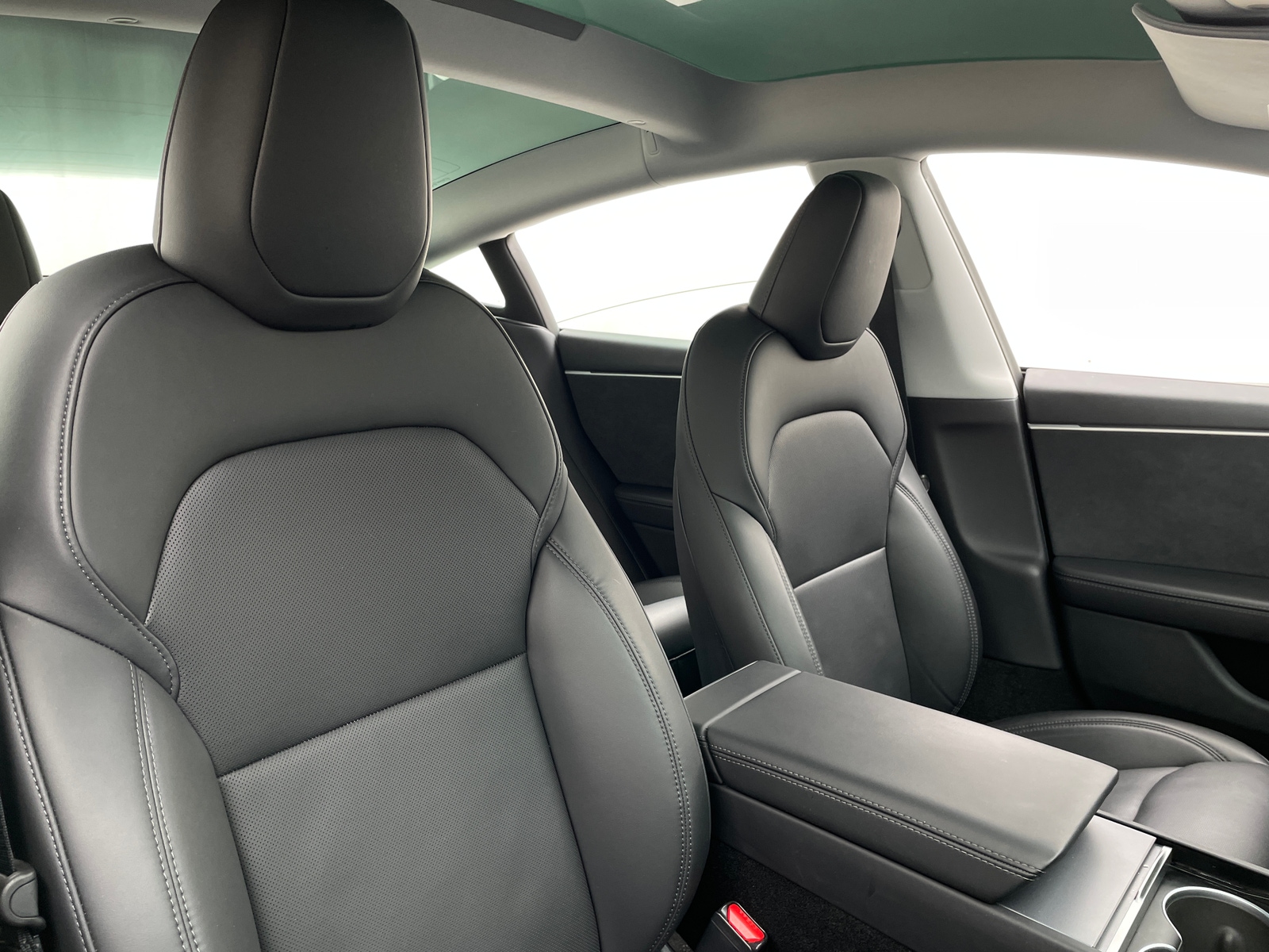 Thumbnail: 2025 Tesla Model 3 - 2