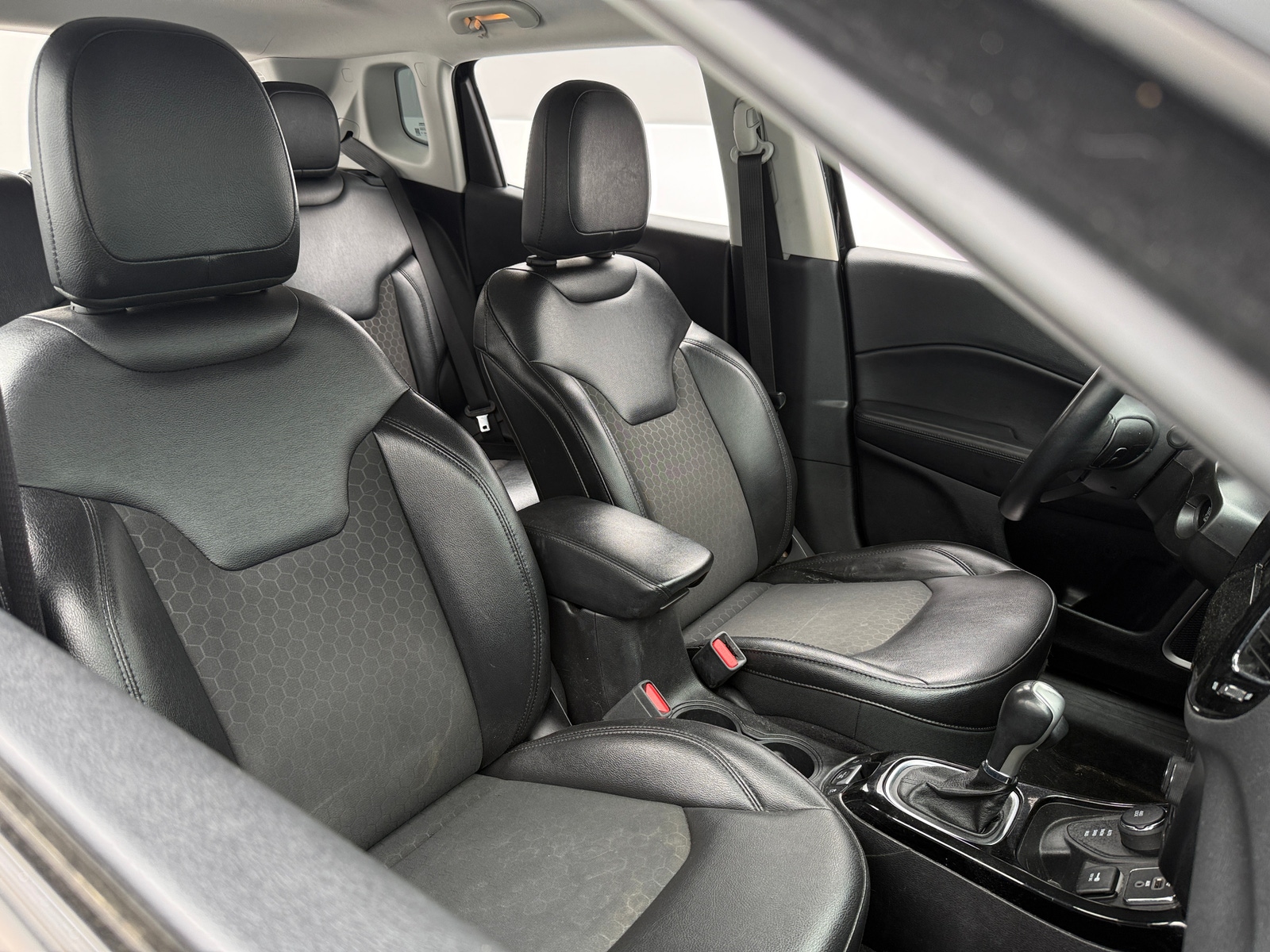 Thumbnail: 2018 Jeep Compass - 2