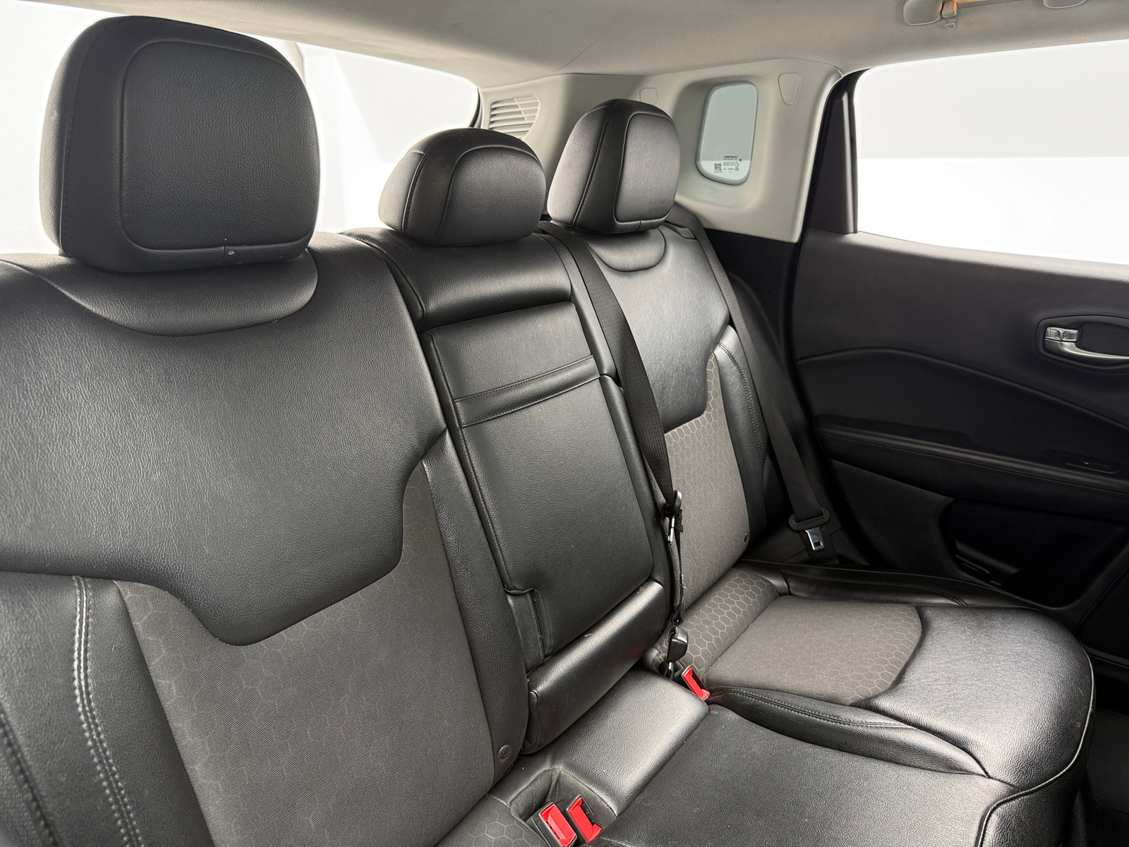 Thumbnail: 2018 Jeep Compass - 6