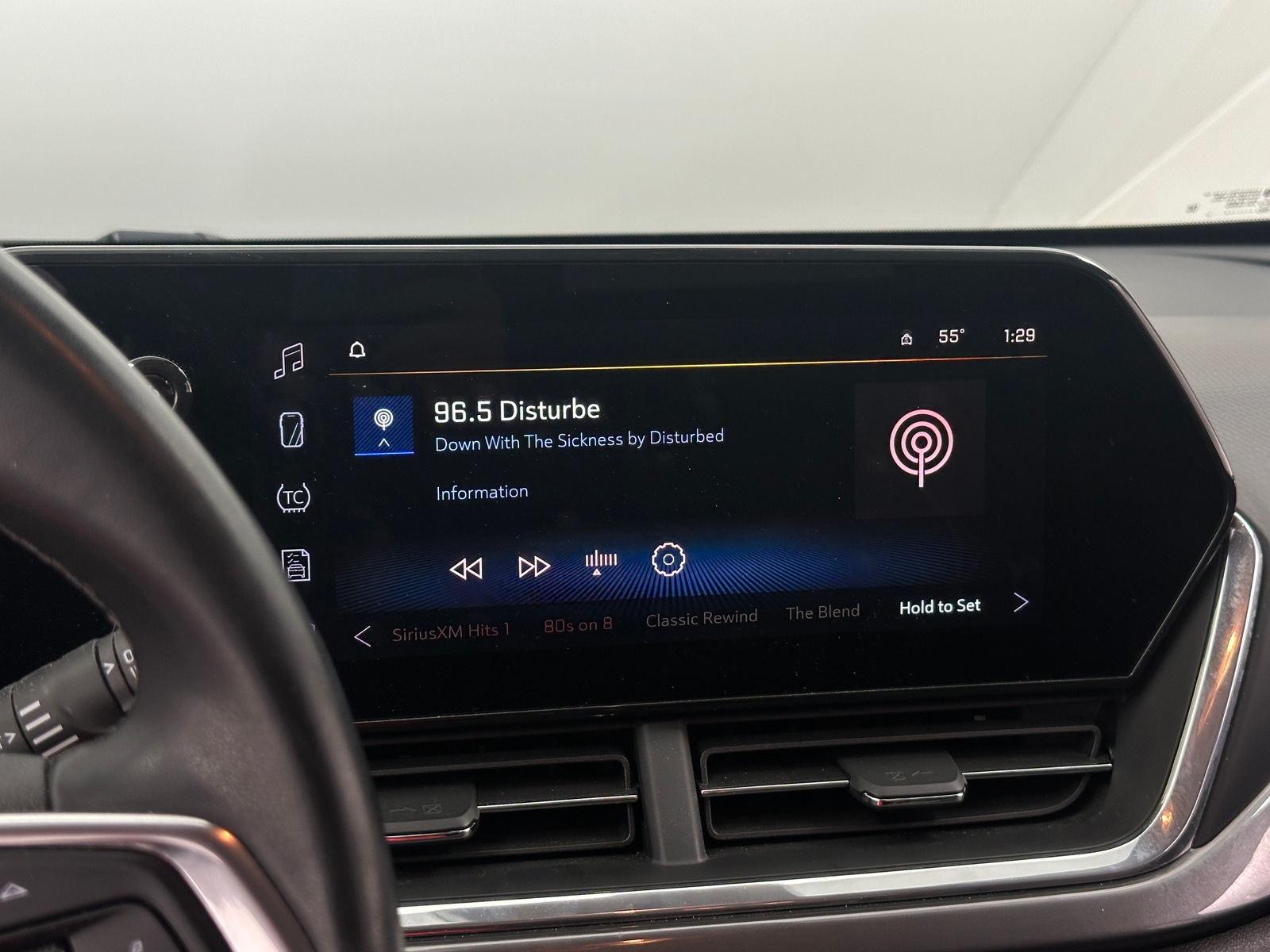 Thumbnail: 2025 Chevrolet Trax - 3