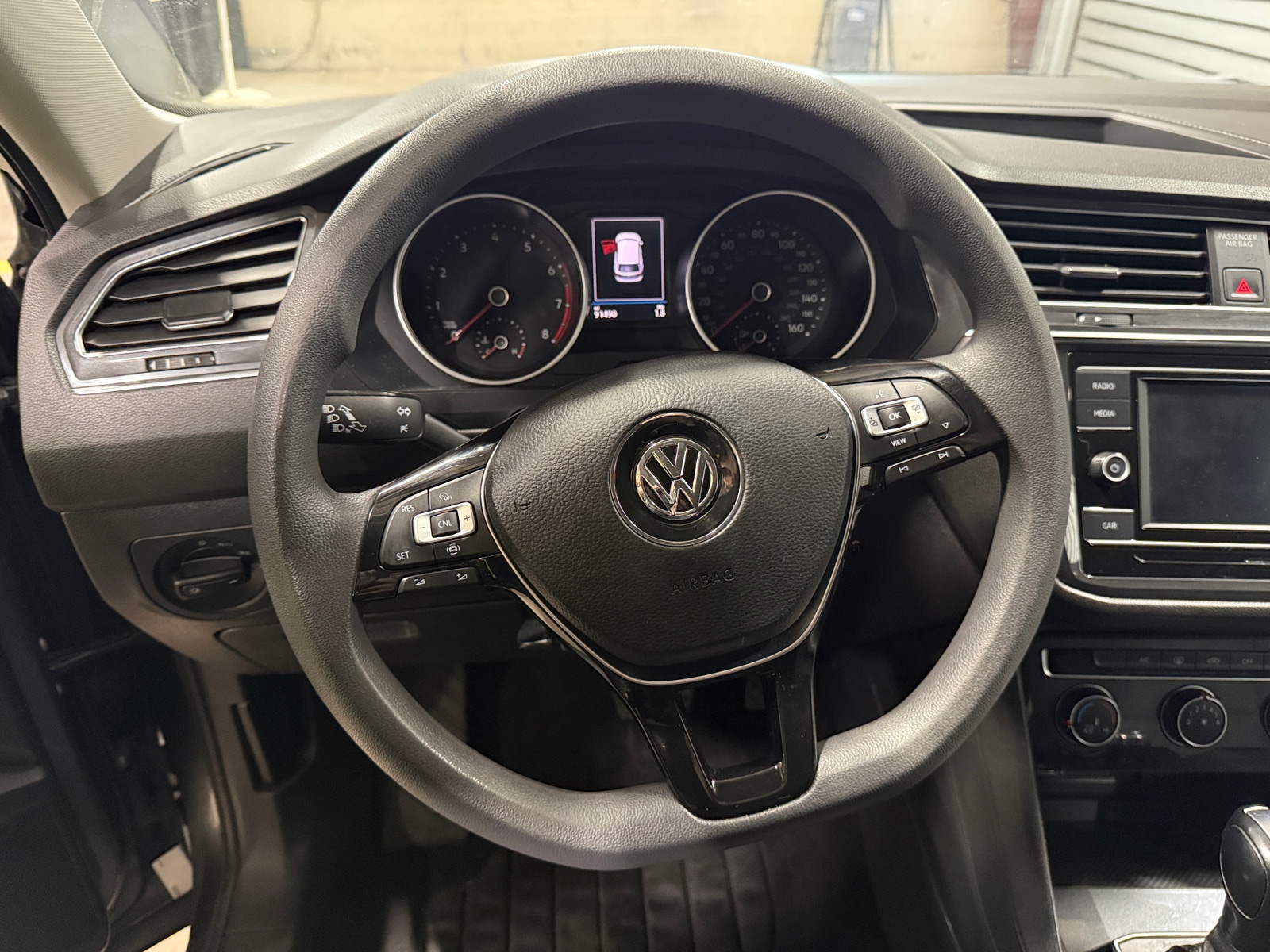 Thumbnail: 2019 Volkswagen Tiguan - 5