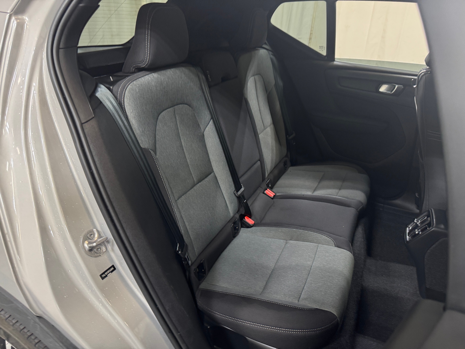 Thumbnail: 2024 Volvo XC40 - 6