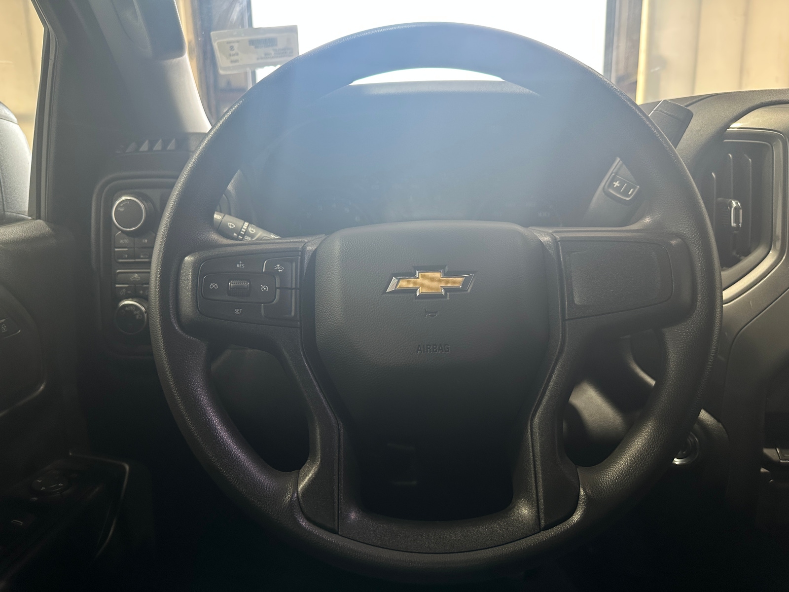 Thumbnail: 2025 Chevrolet Silverado 1500 - 5