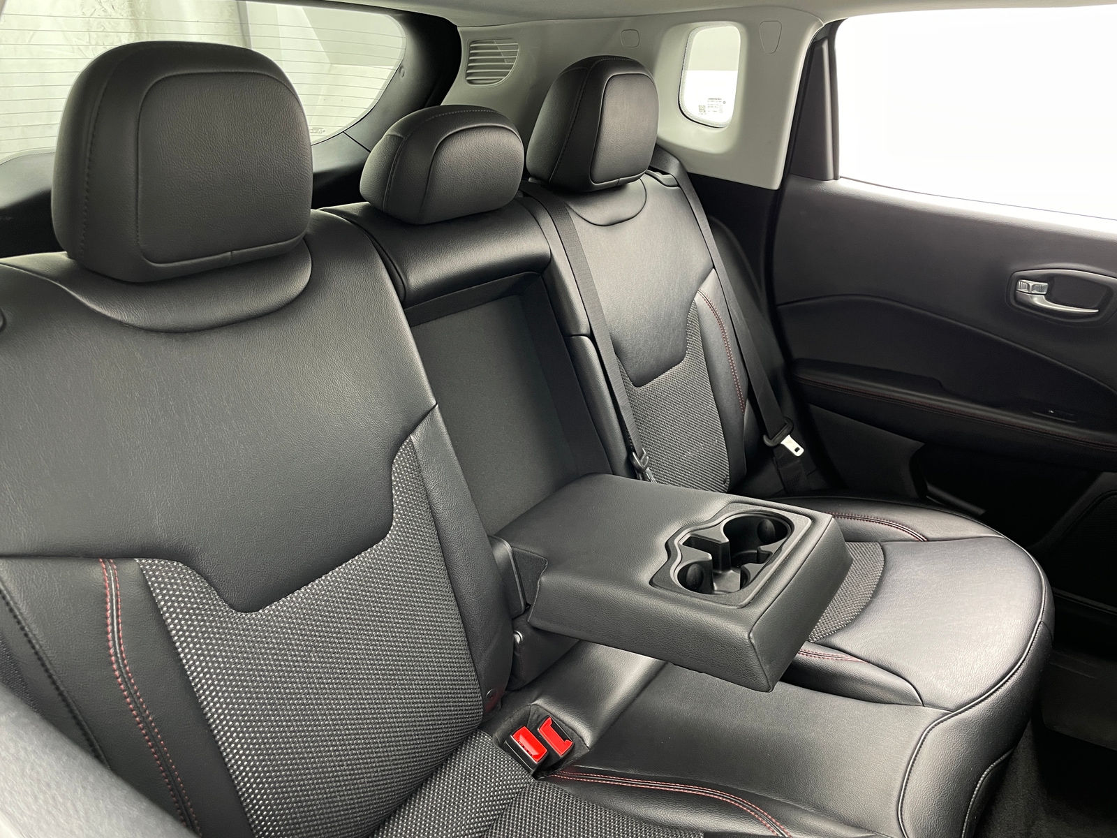 Thumbnail: 2020 Jeep Compass - 6