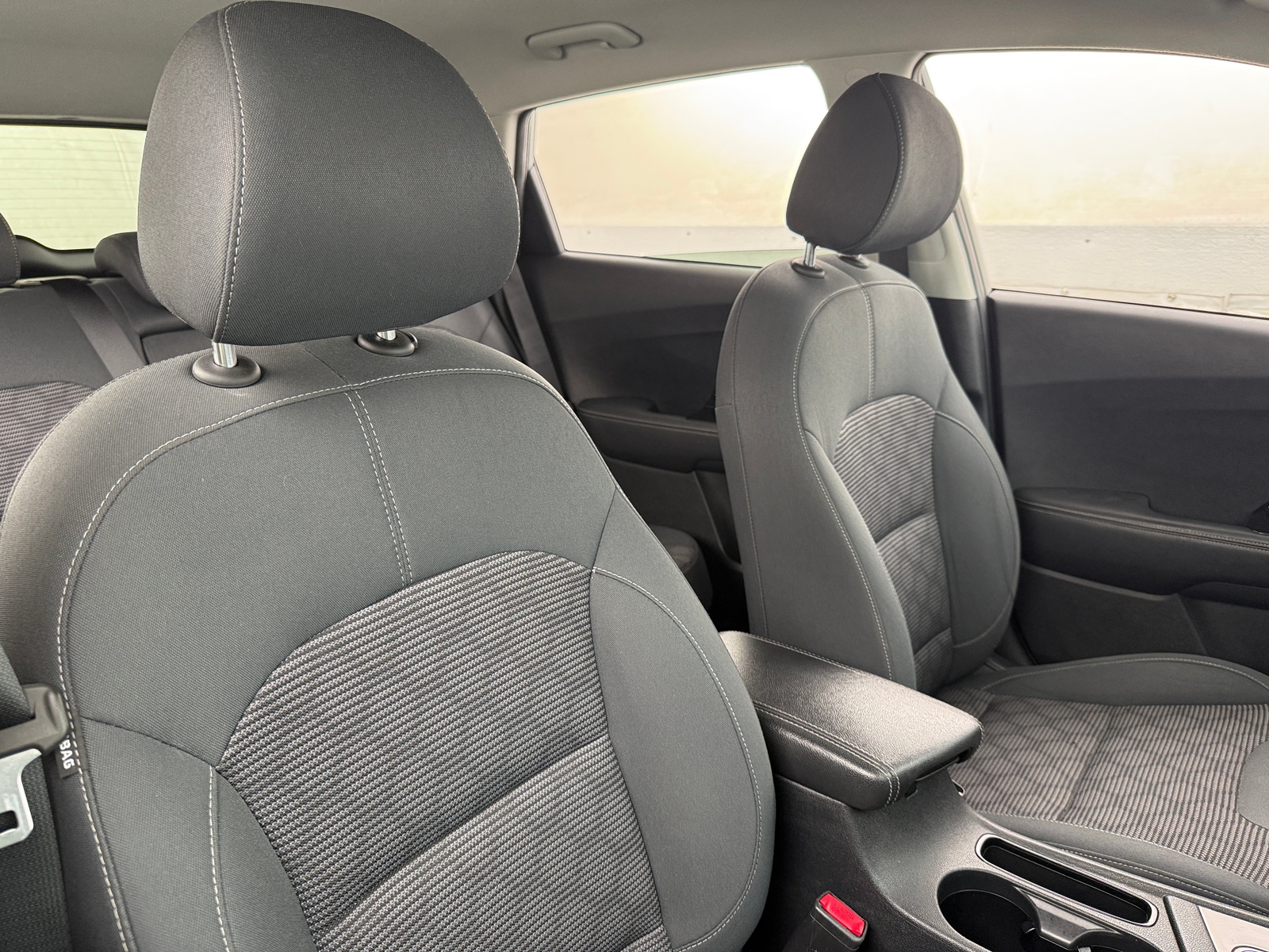 Thumbnail: 2022 Kia Niro - 2