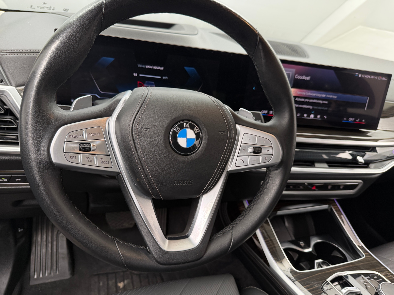 Thumbnail: 2024 BMW X7 - 4