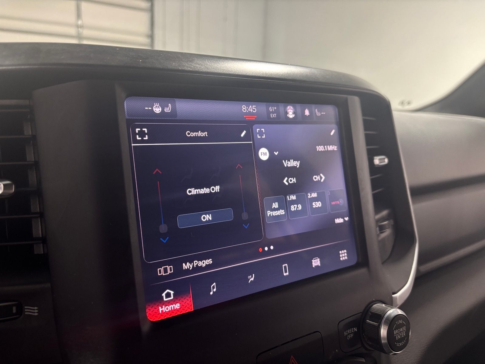 Thumbnail: 2022 RAM 1500 - 4