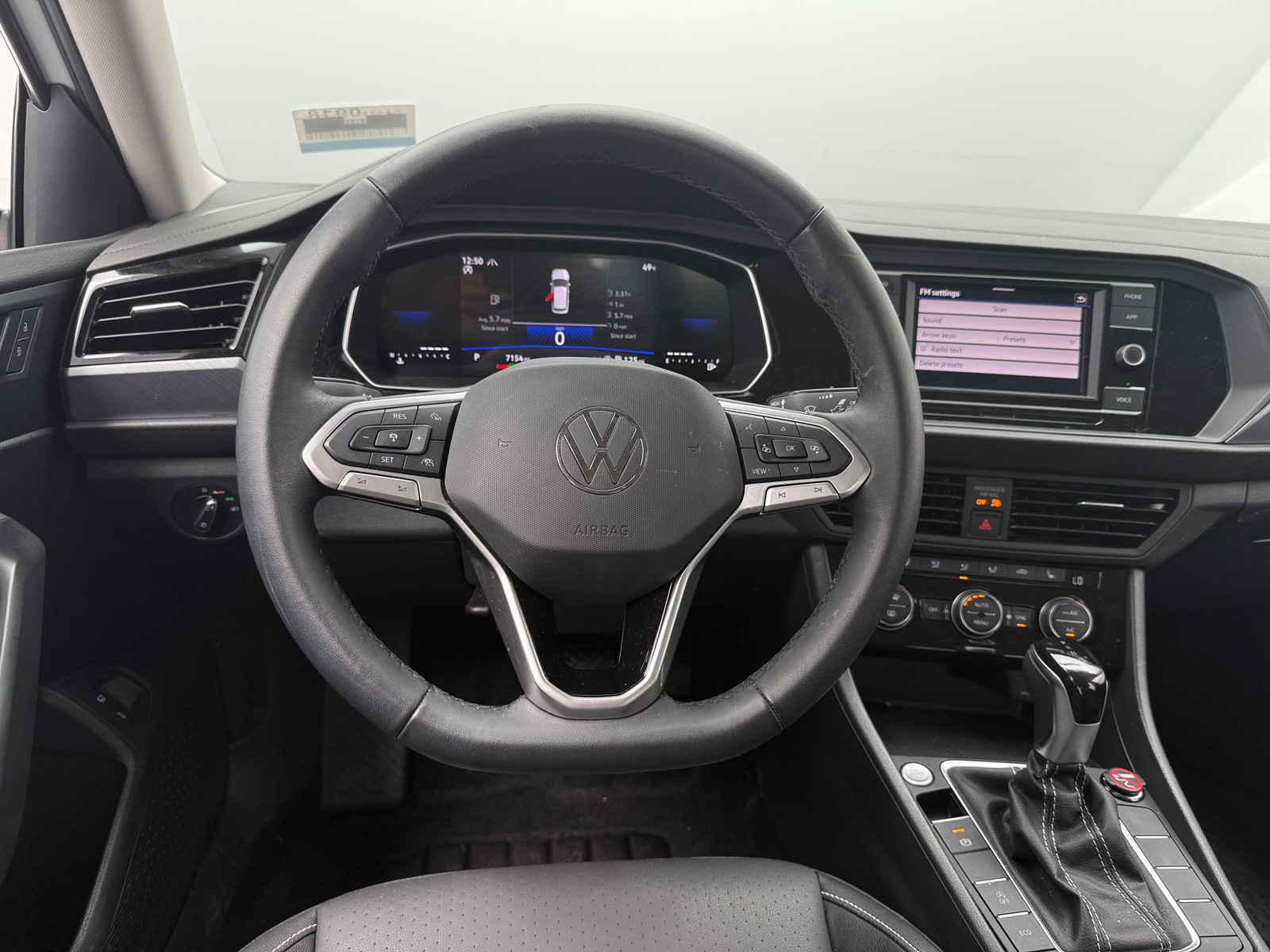 Thumbnail: 2024 Volkswagen Jetta - 4