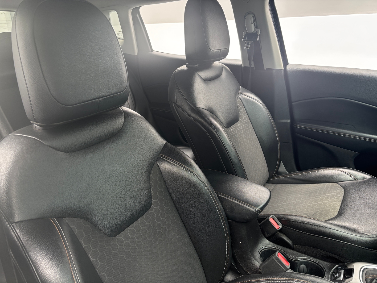 Thumbnail: 2018 Jeep Compass - 2