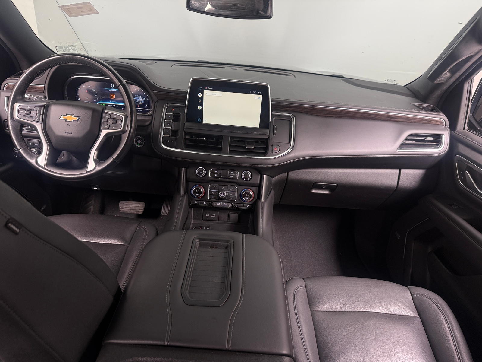 Thumbnail: 2022 Chevrolet Tahoe - 3