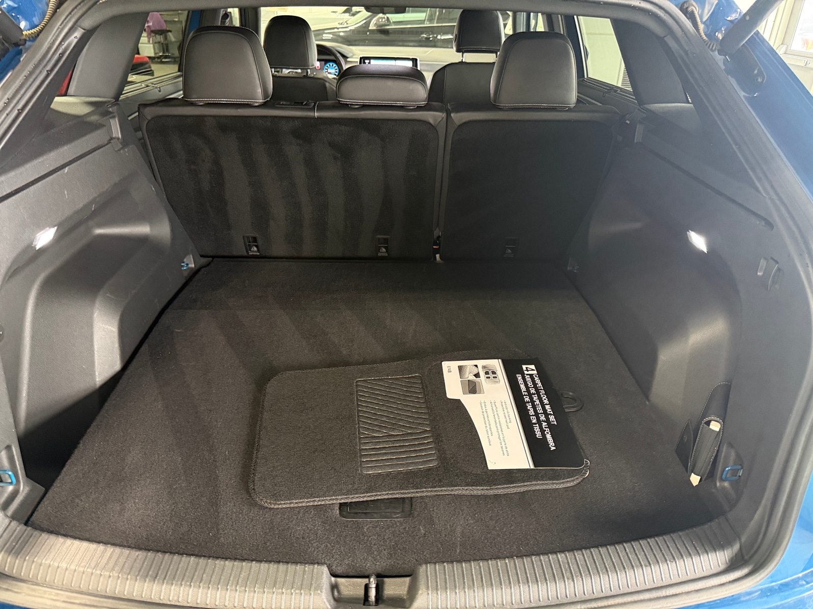 Thumbnail: 2025 Volkswagen Atlas - 6