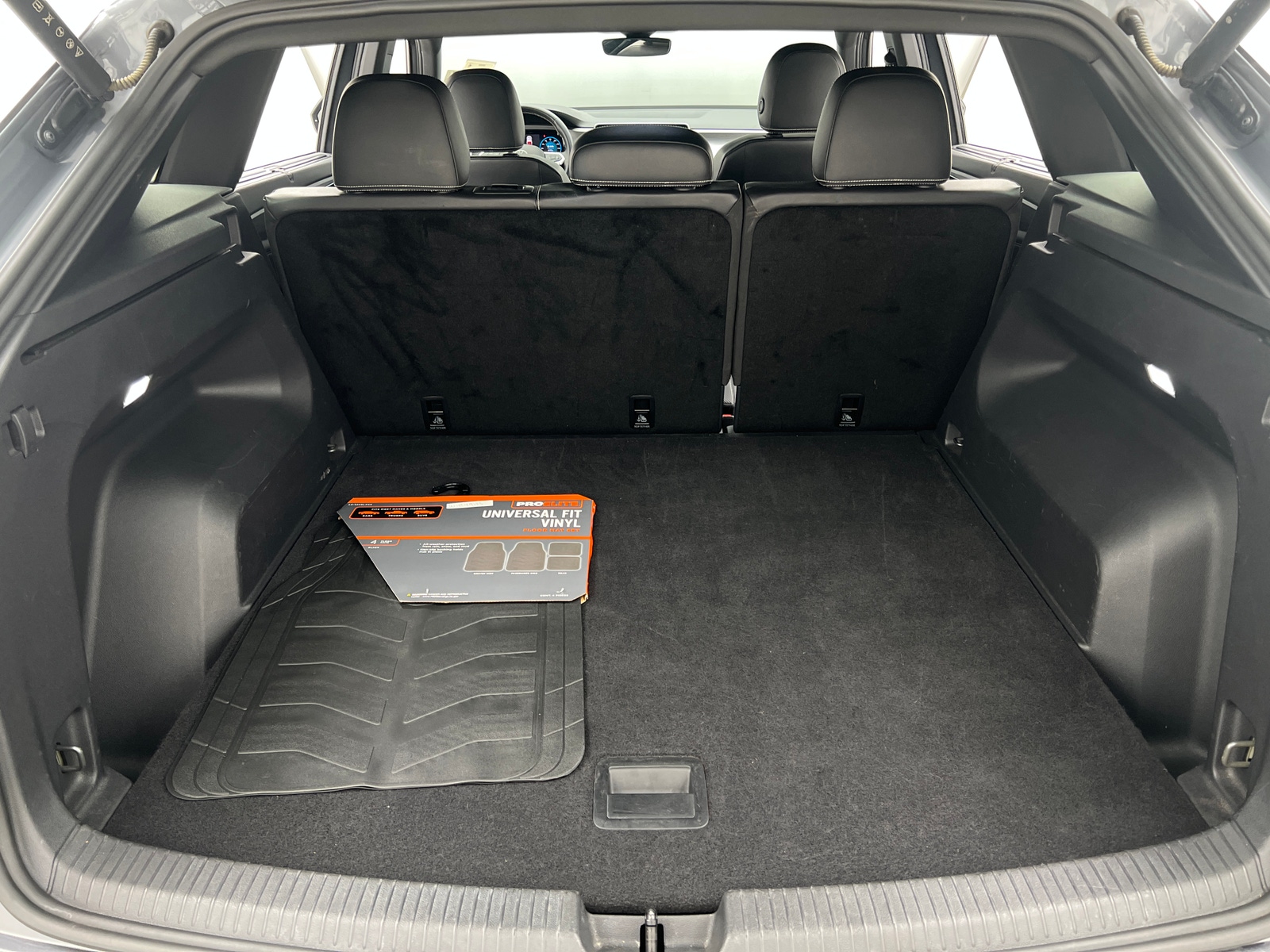 Thumbnail: 2024 Volkswagen Atlas - 6