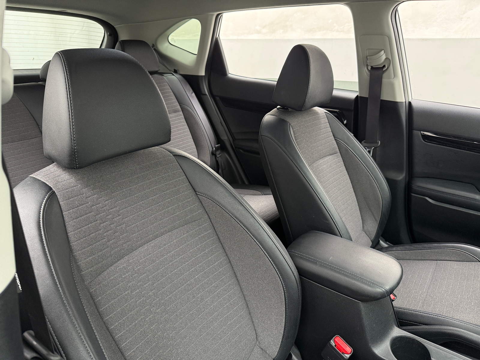 Thumbnail: 2022 Kia Seltos - 2