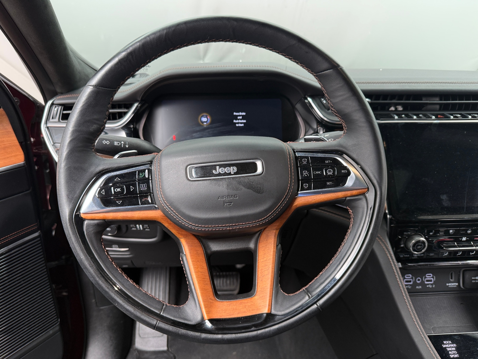 Thumbnail: 2023 Jeep Grand Cherokee L - 5