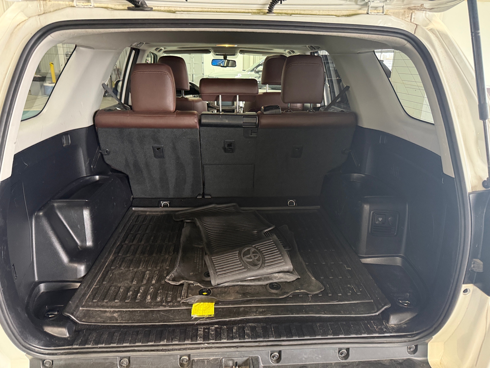 Thumbnail: 2019 Toyota 4Runner - 6