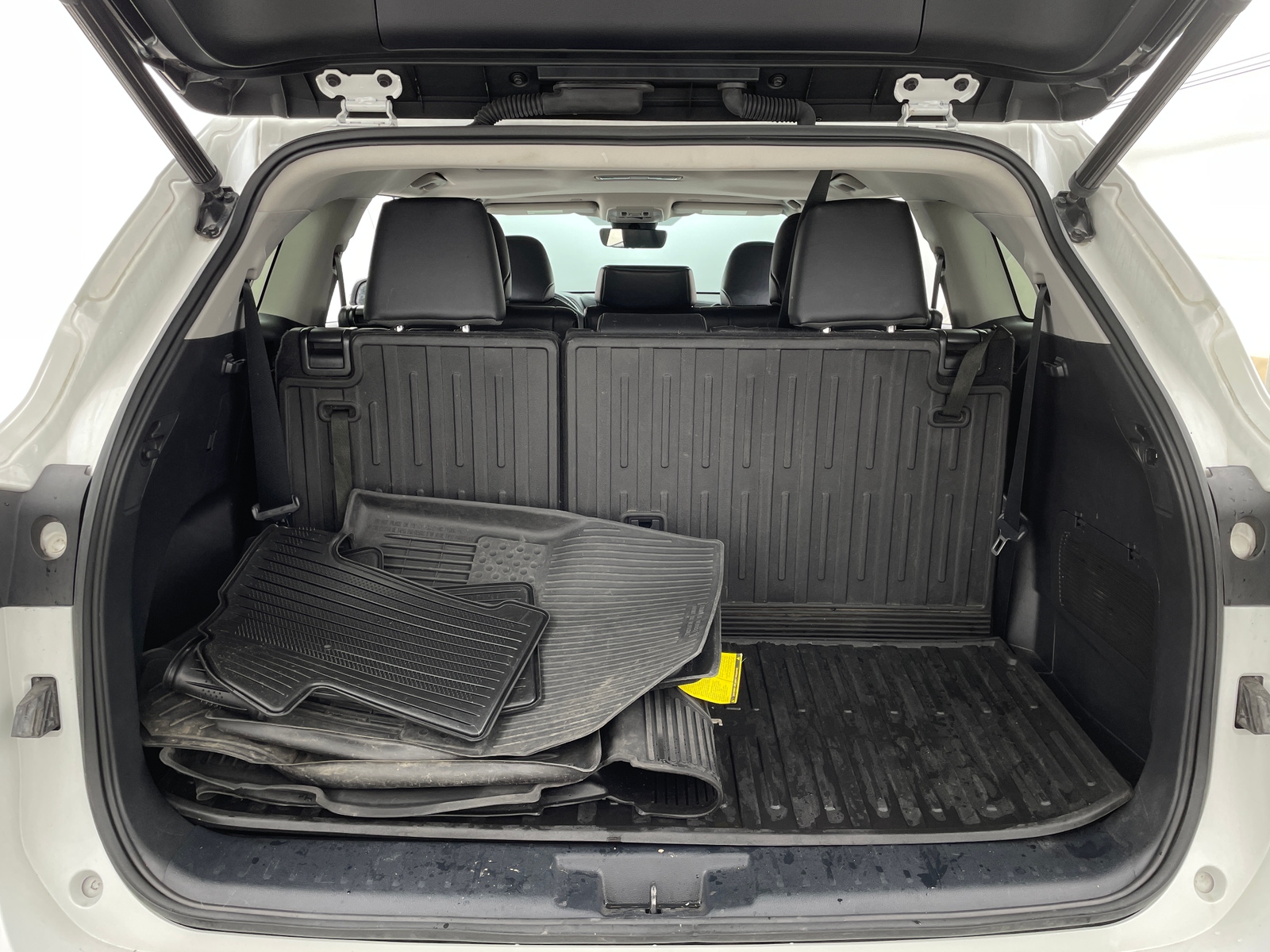 Thumbnail: 2023 Toyota Highlander - 5