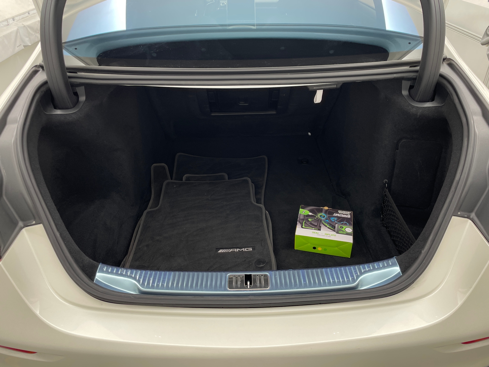 Thumbnail: 2023 Mercedes-Benz S-Class - 6