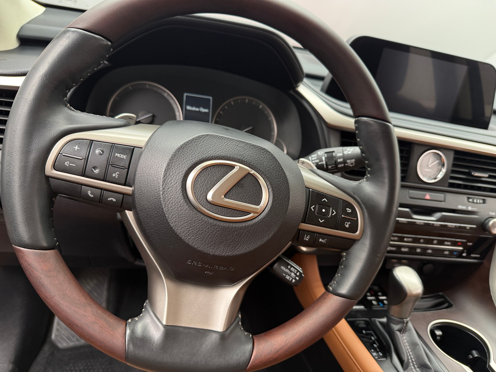 Thumbnail: 2022 Lexus RX - 4