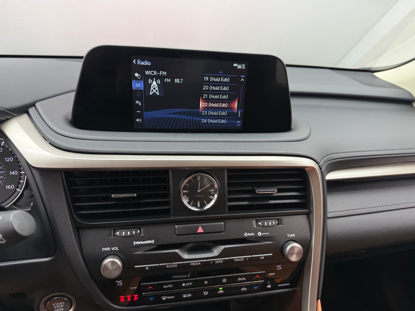 Thumbnail: 2022 Lexus RX - 3