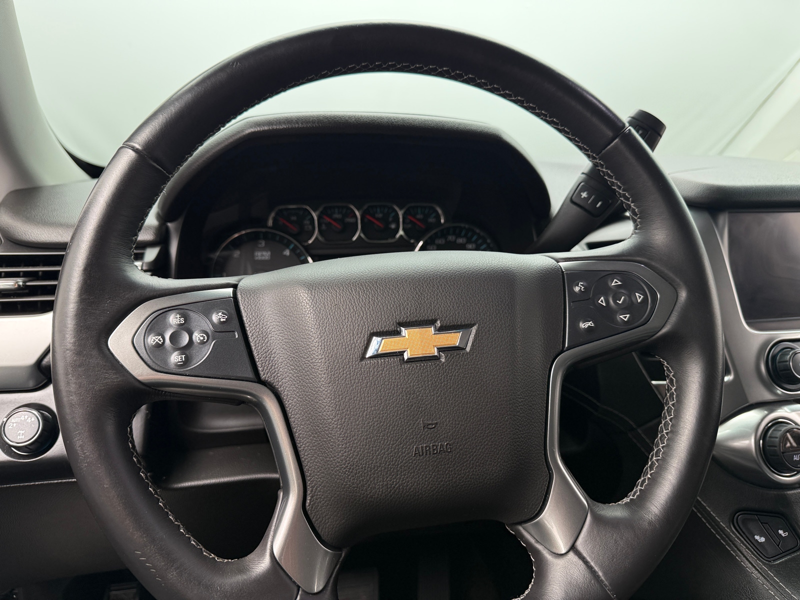 Thumbnail: 2017 Chevrolet Tahoe - 4