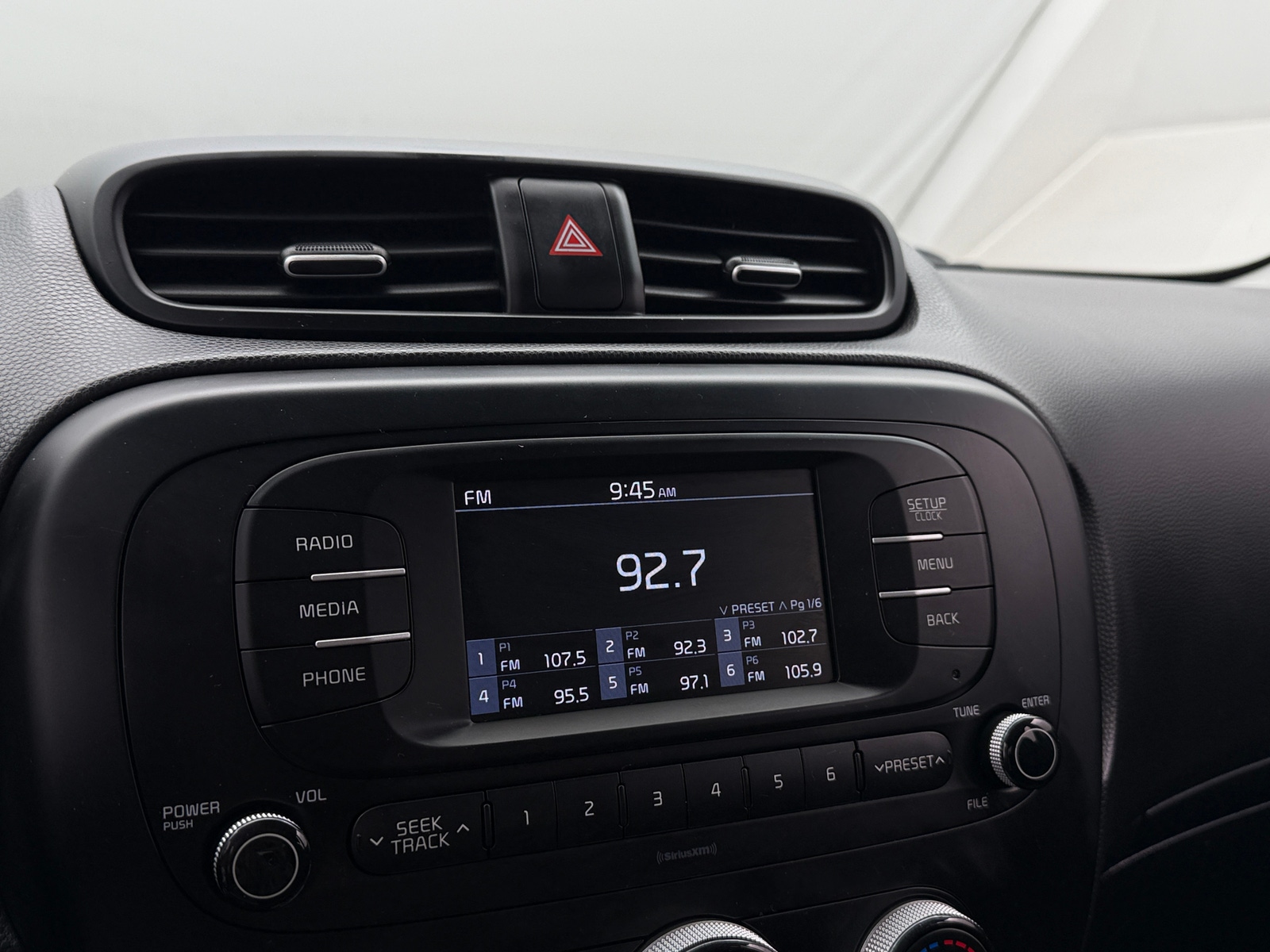 Thumbnail: 2017 Kia Soul - 4