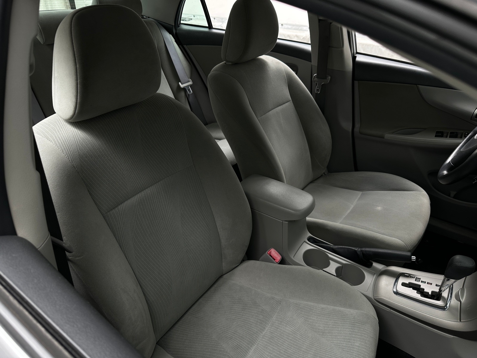 Thumbnail: 2011 Toyota Corolla - 2