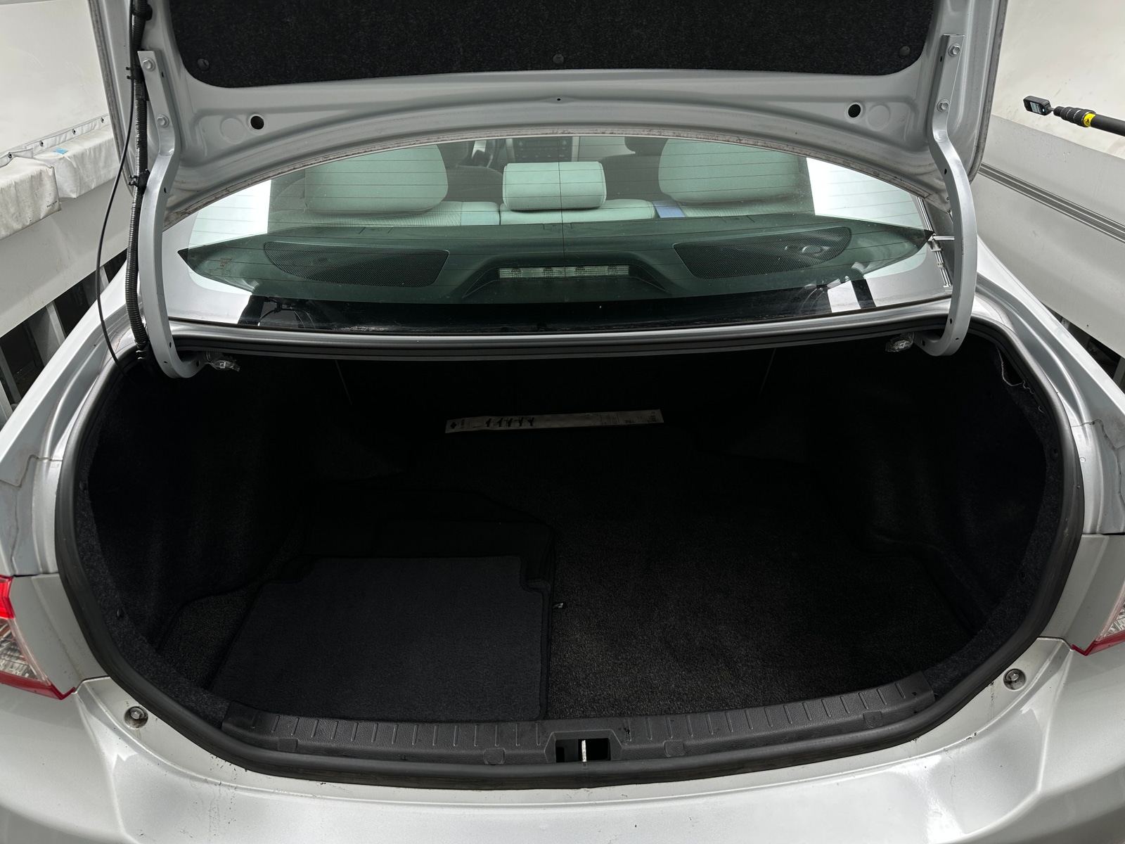 Thumbnail: 2011 Toyota Corolla - 7