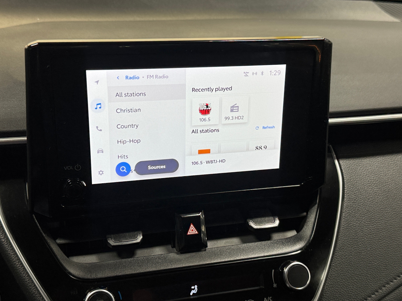 Thumbnail: 2023 Toyota Corolla - 4