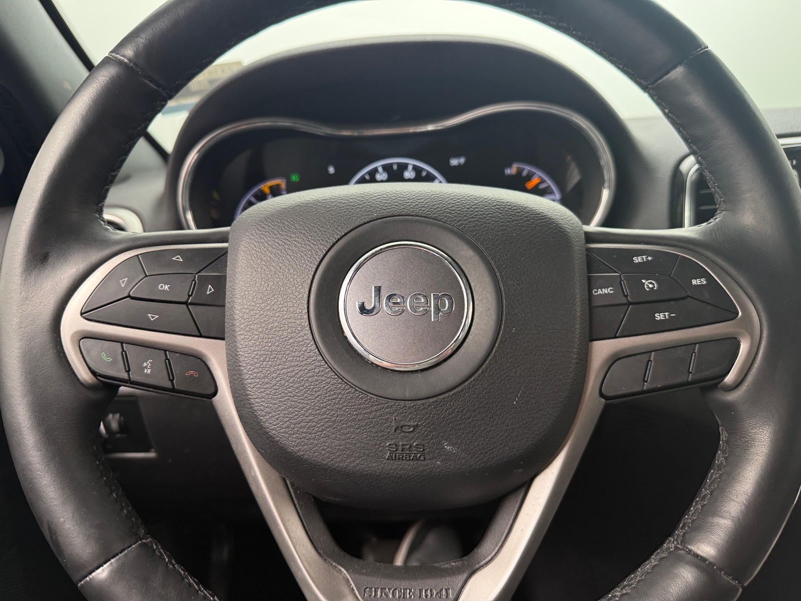 Thumbnail: 2019 Jeep Grand Cherokee - 4