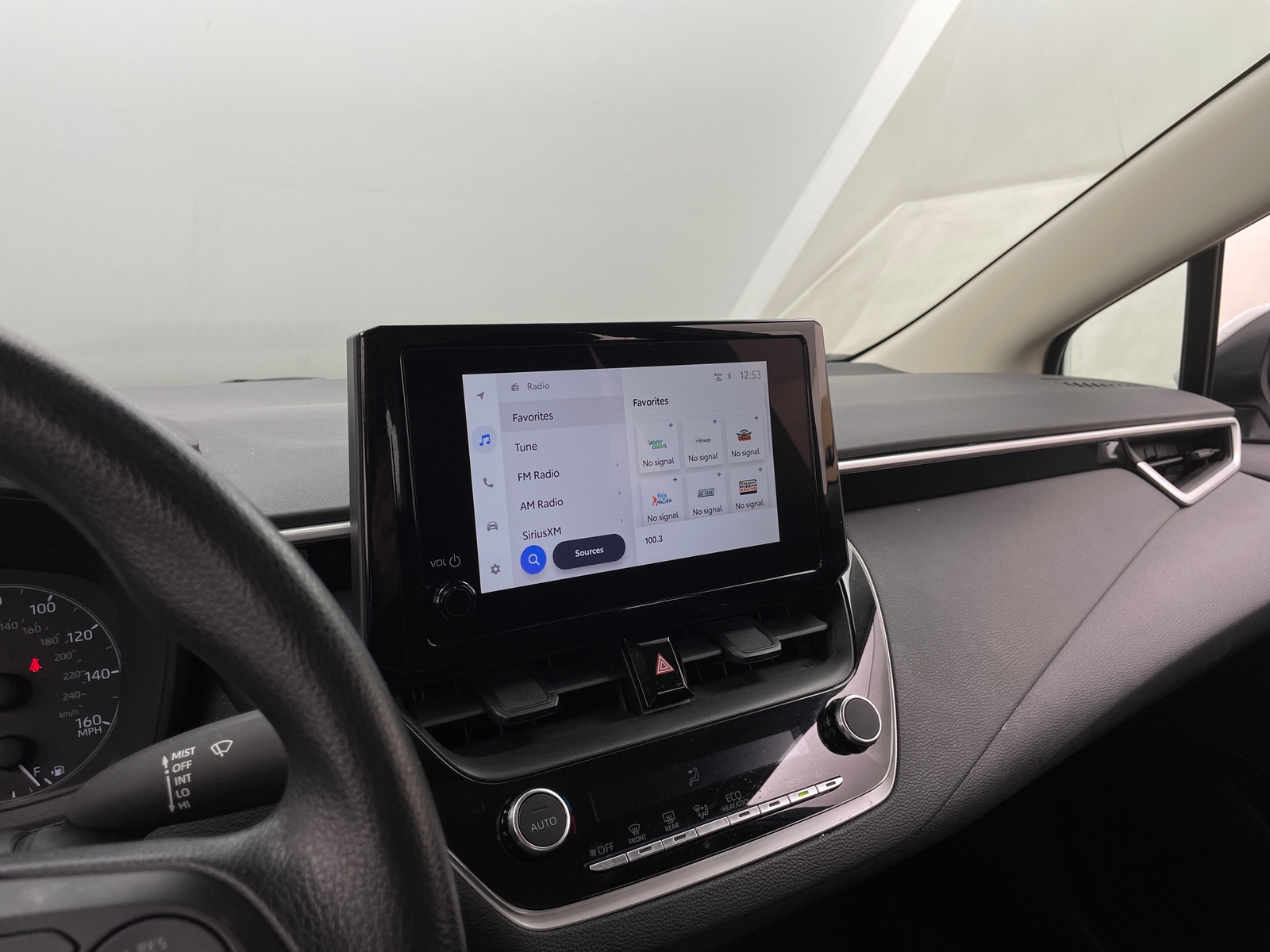 Thumbnail: 2025 Toyota Corolla - 4