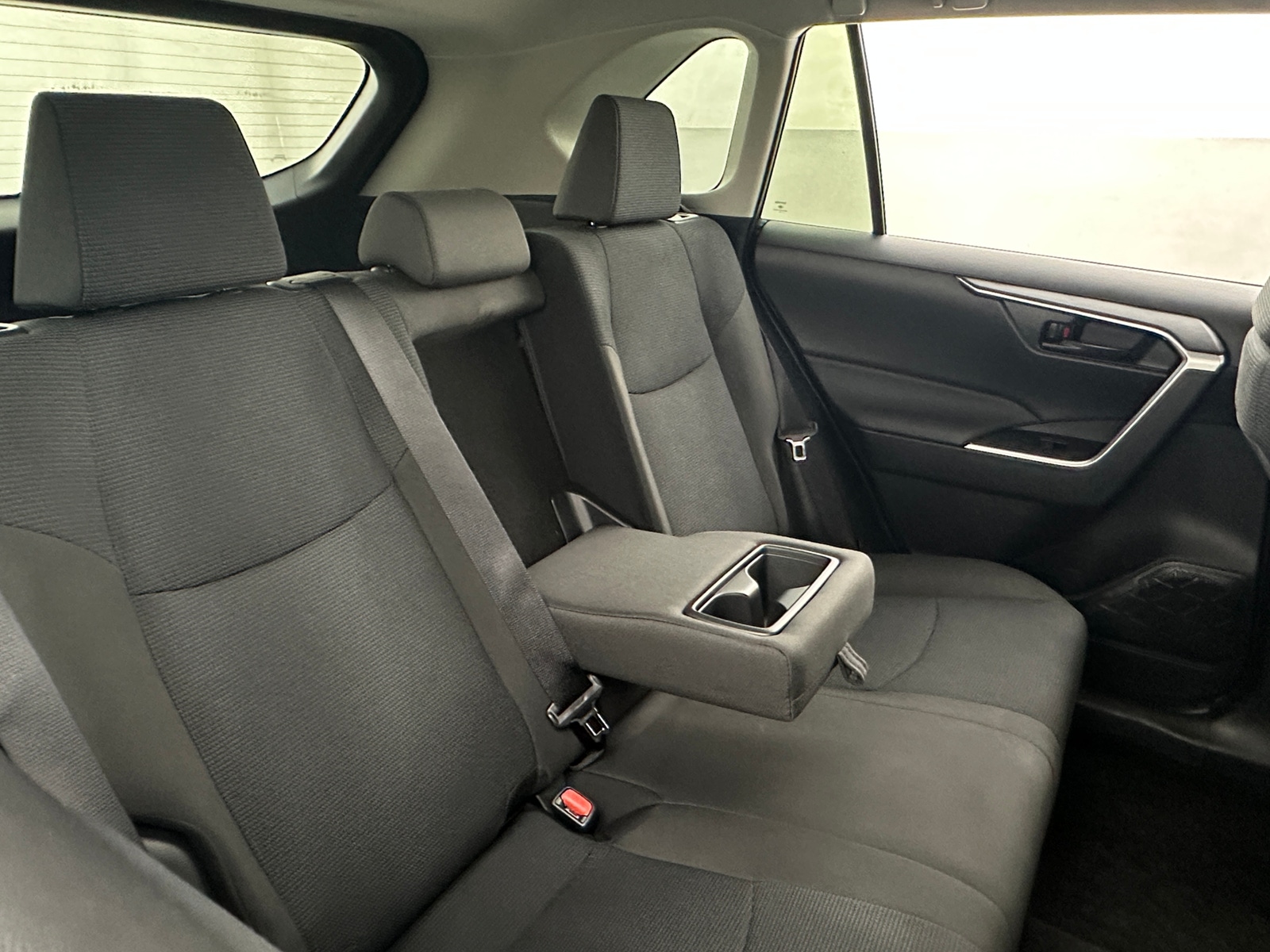 Thumbnail: 2025 Toyota RAV4 - 6