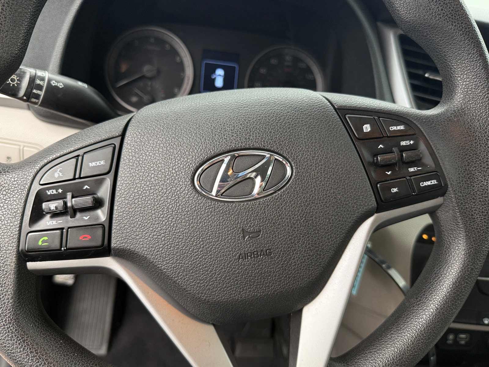 Thumbnail: 2018 Hyundai Tucson - 5