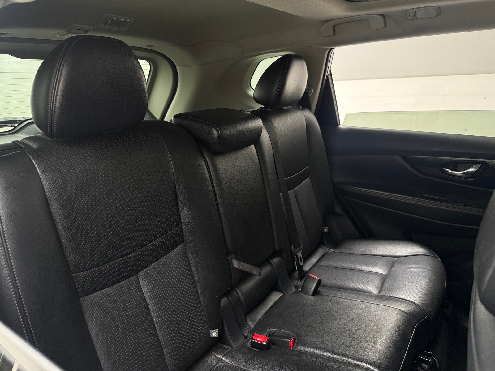 Thumbnail: 2017 Nissan Rogue - 5