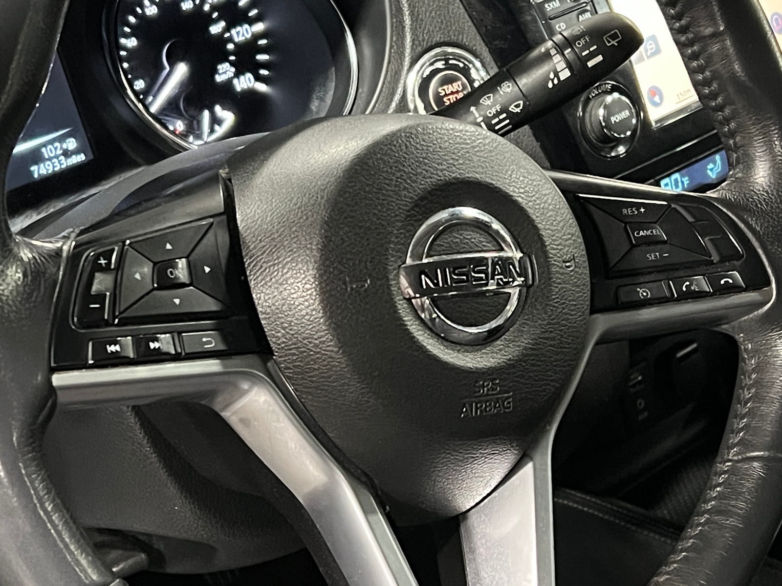 Thumbnail: 2017 Nissan Rogue - 4