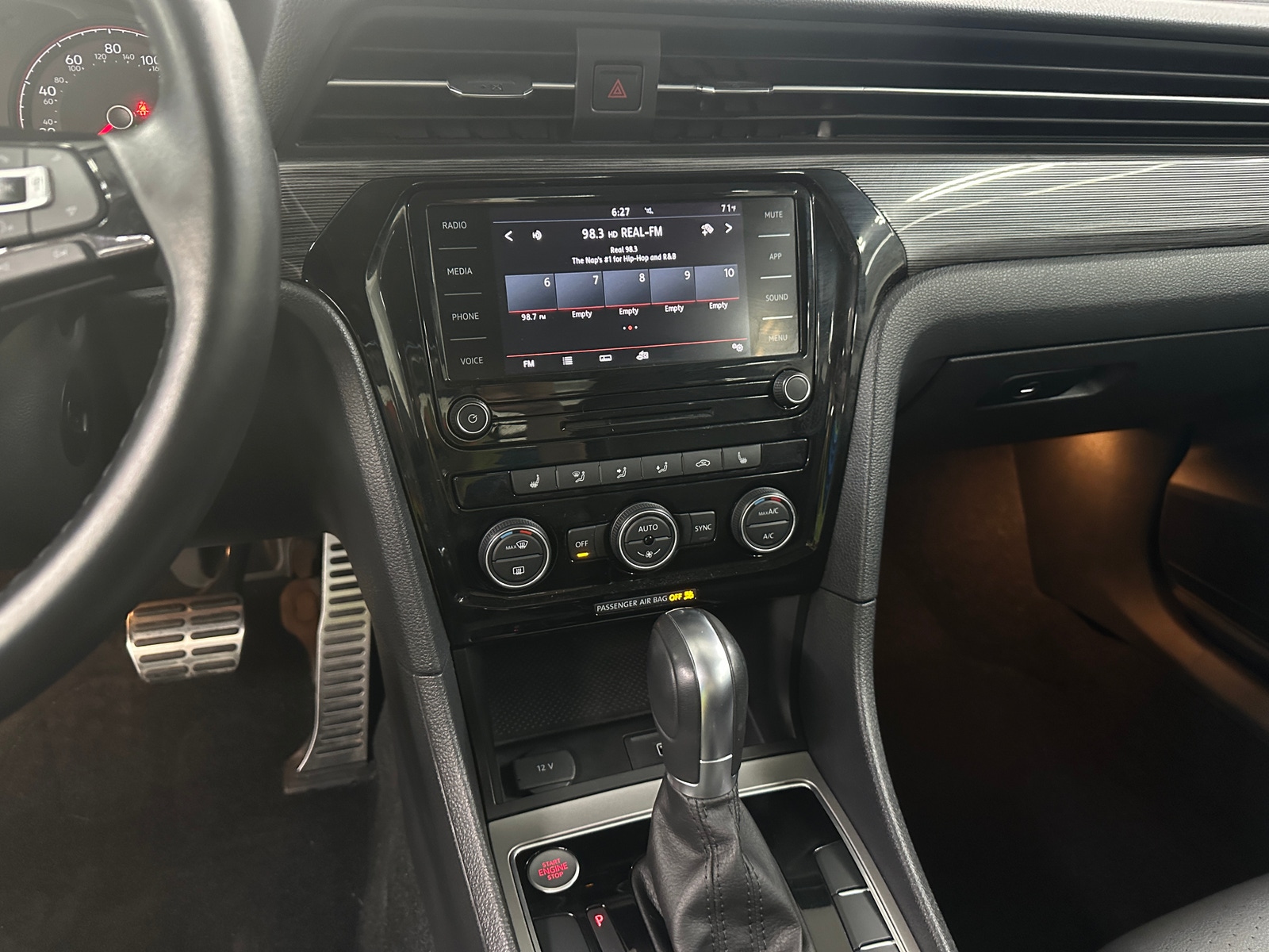 Thumbnail: 2020 Volkswagen Passat - 3