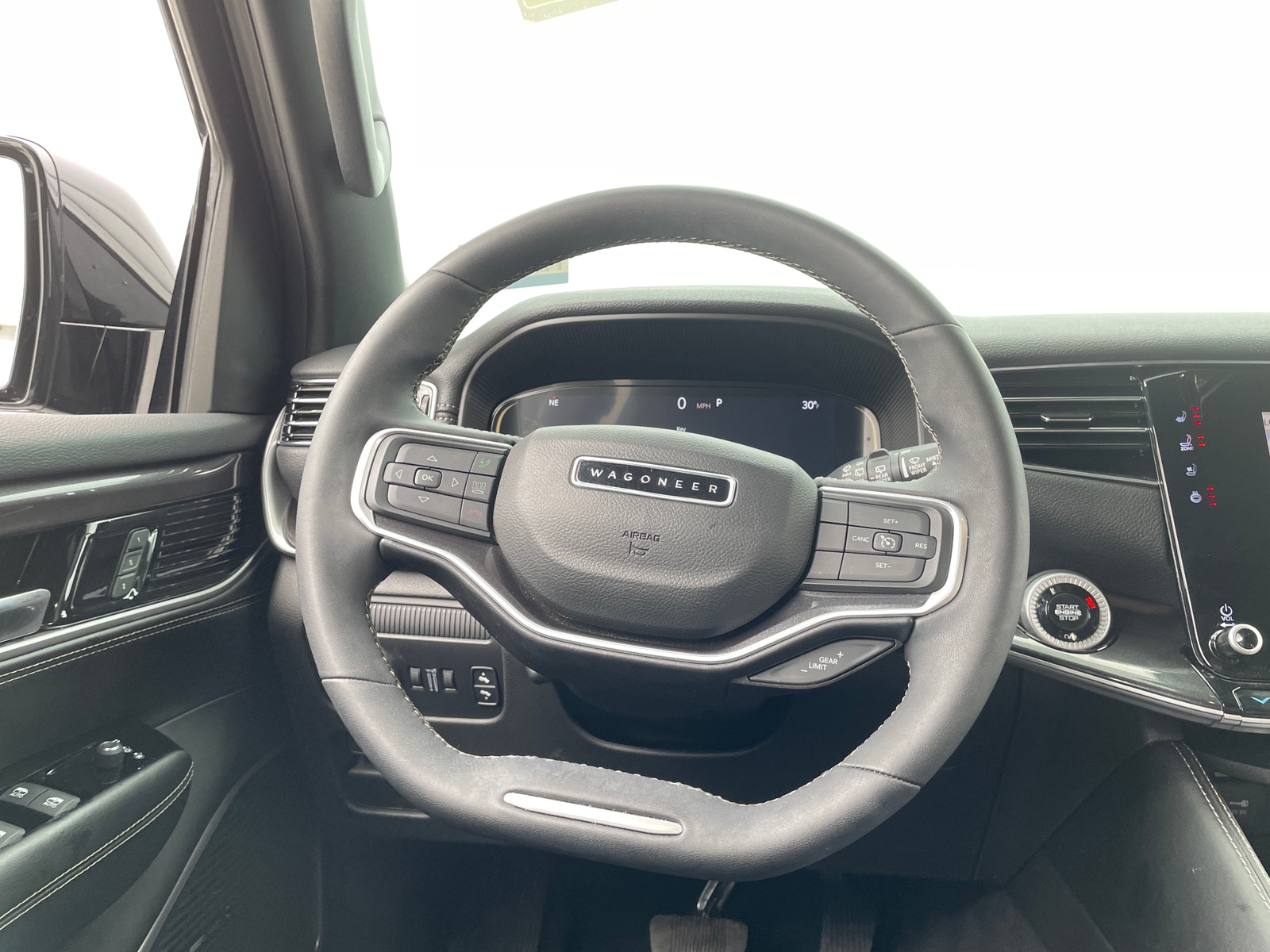 Thumbnail: 2024 Jeep Wagoneer - 4