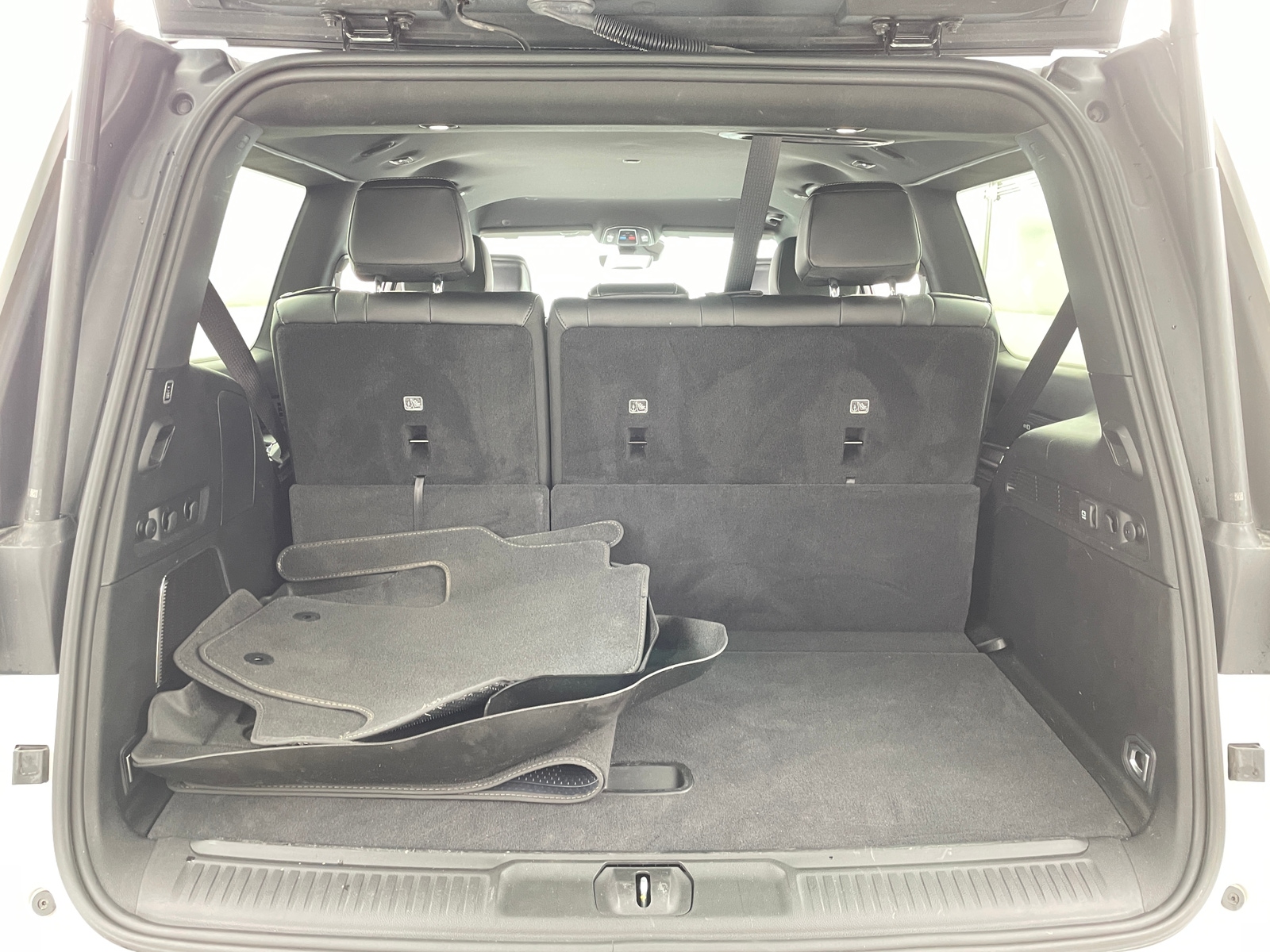 Thumbnail: 2024 Jeep Wagoneer - 6