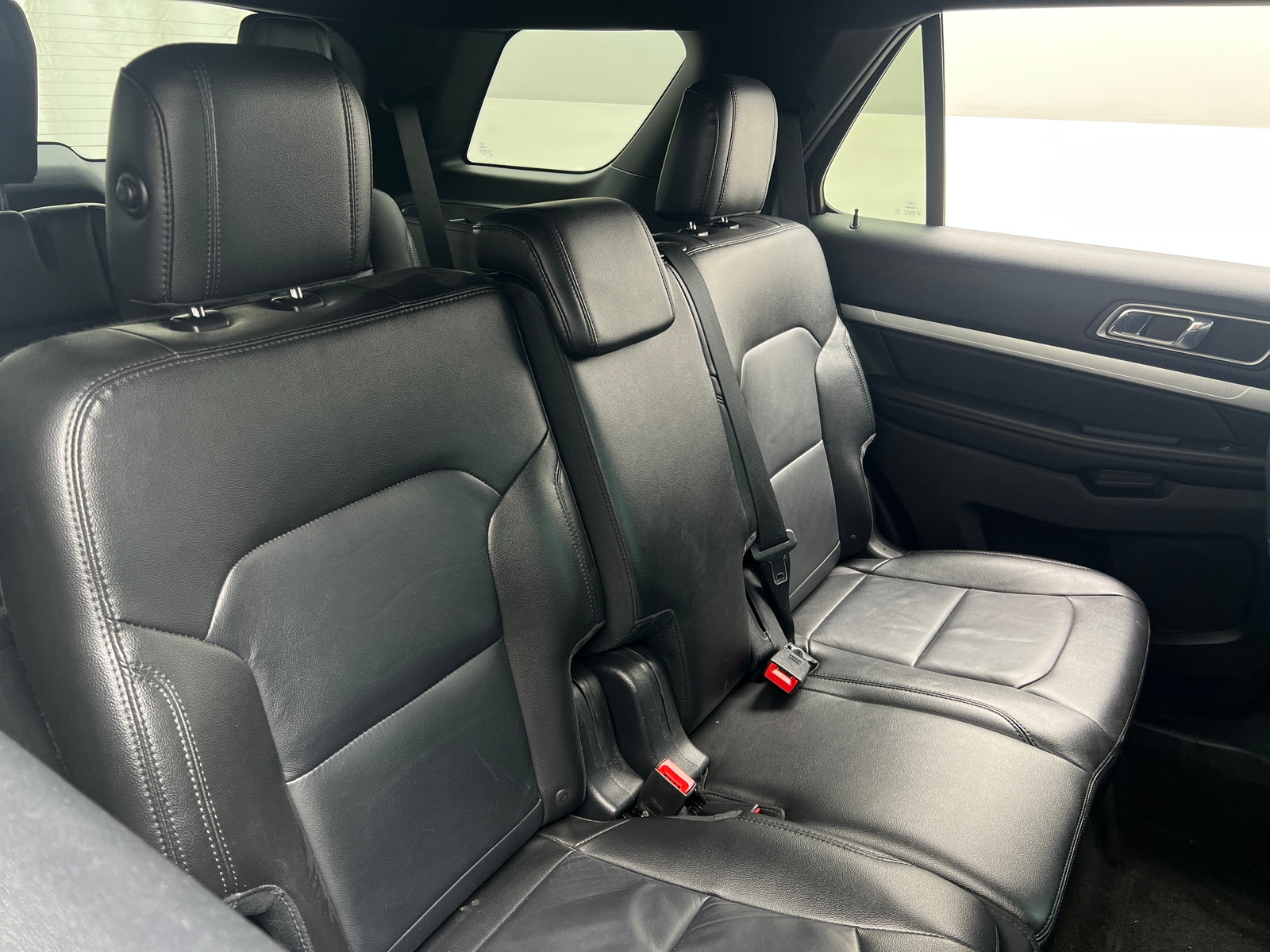 Thumbnail: 2016 Ford Explorer - 5