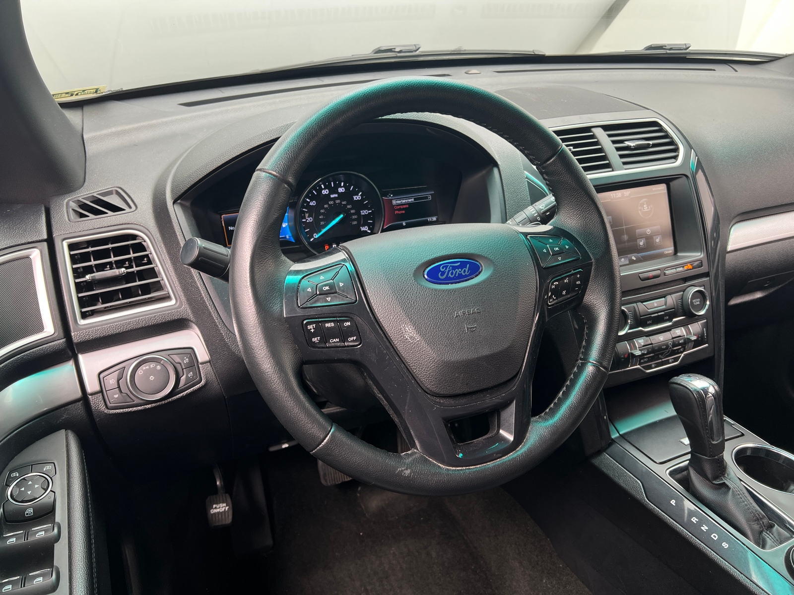 Thumbnail: 2016 Ford Explorer - 4