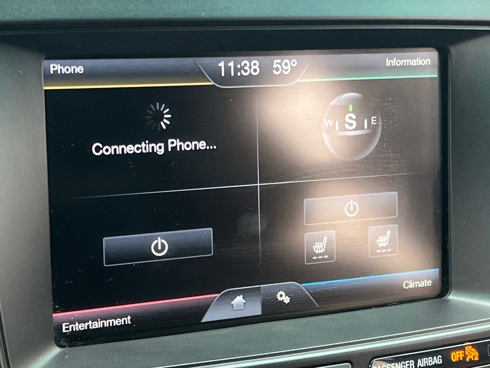 Thumbnail: 2016 Ford Explorer - 3