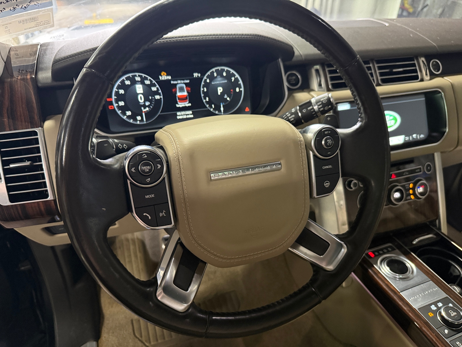 Thumbnail: 2017 Land Rover Range Rover - 4