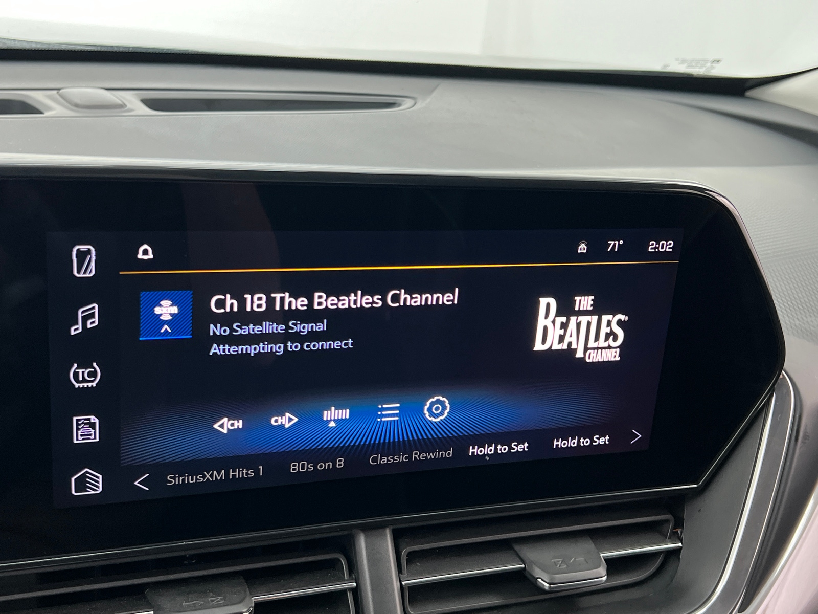 Thumbnail: 2024 Chevrolet Trax - 3