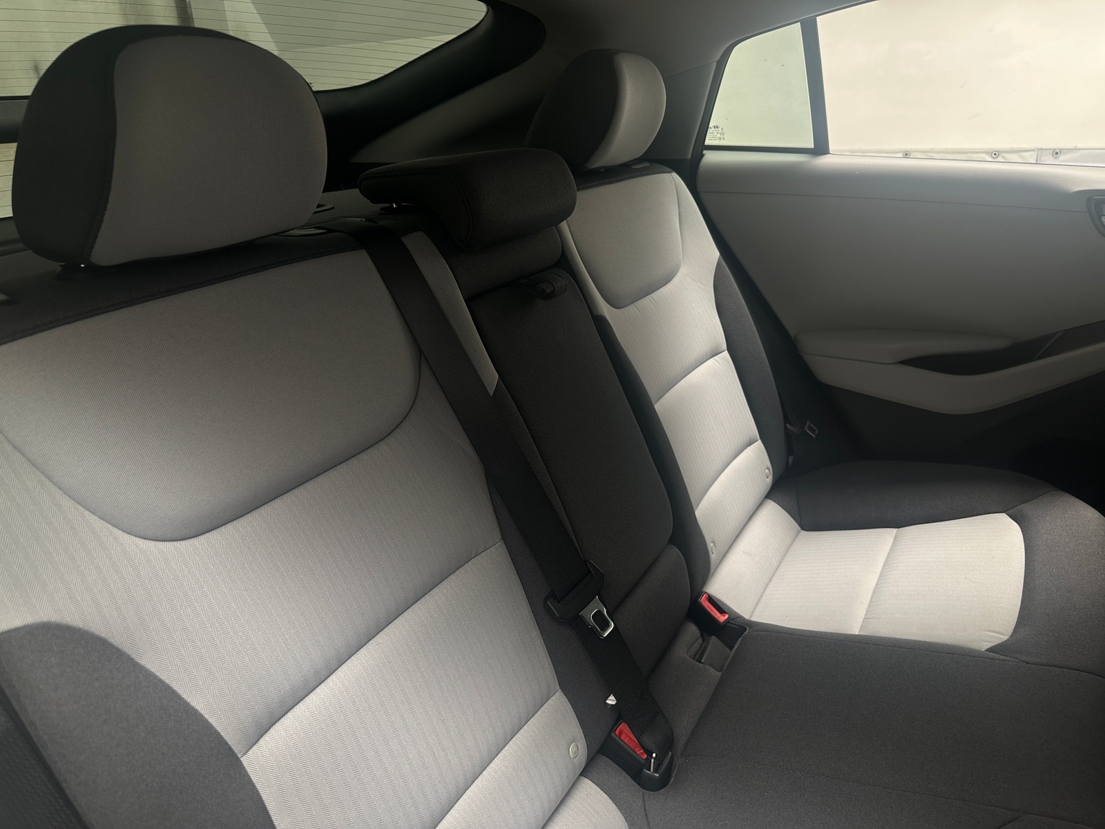 Thumbnail: 2020 Hyundai Ioniq - 6