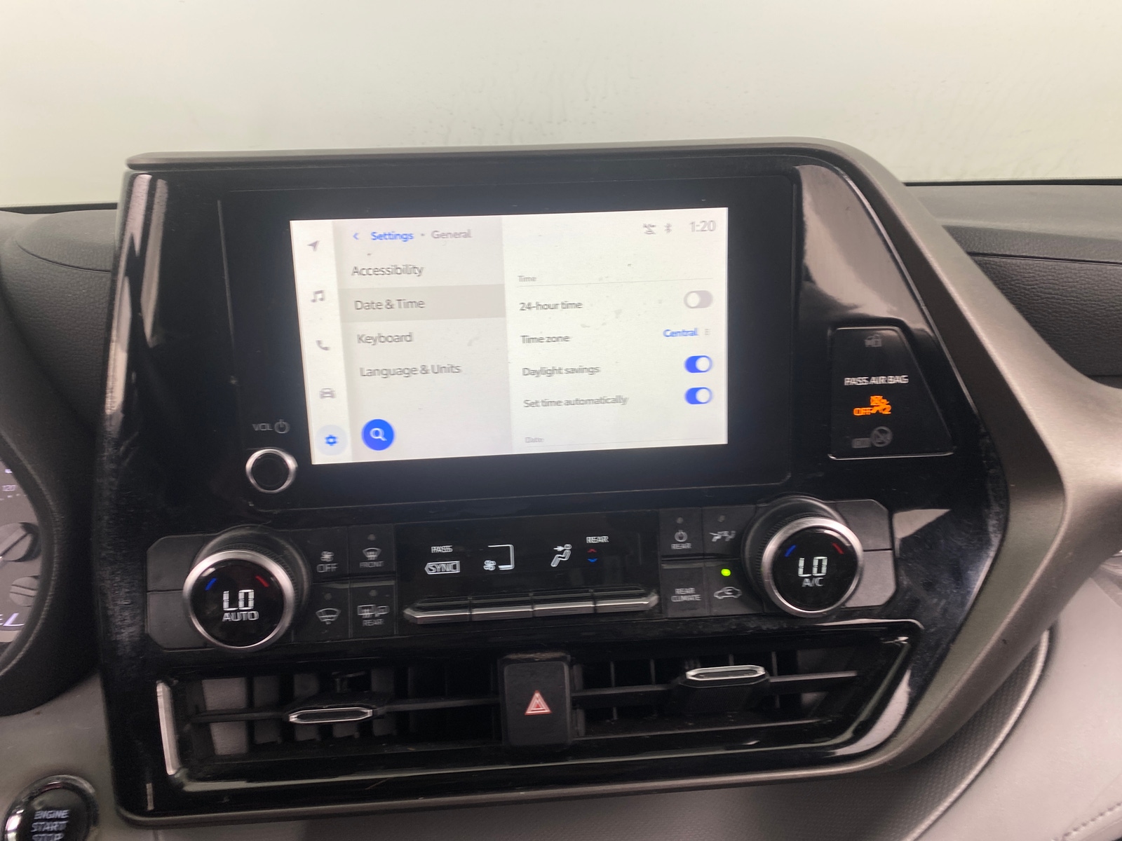 Thumbnail: 2023 Toyota Highlander - 4