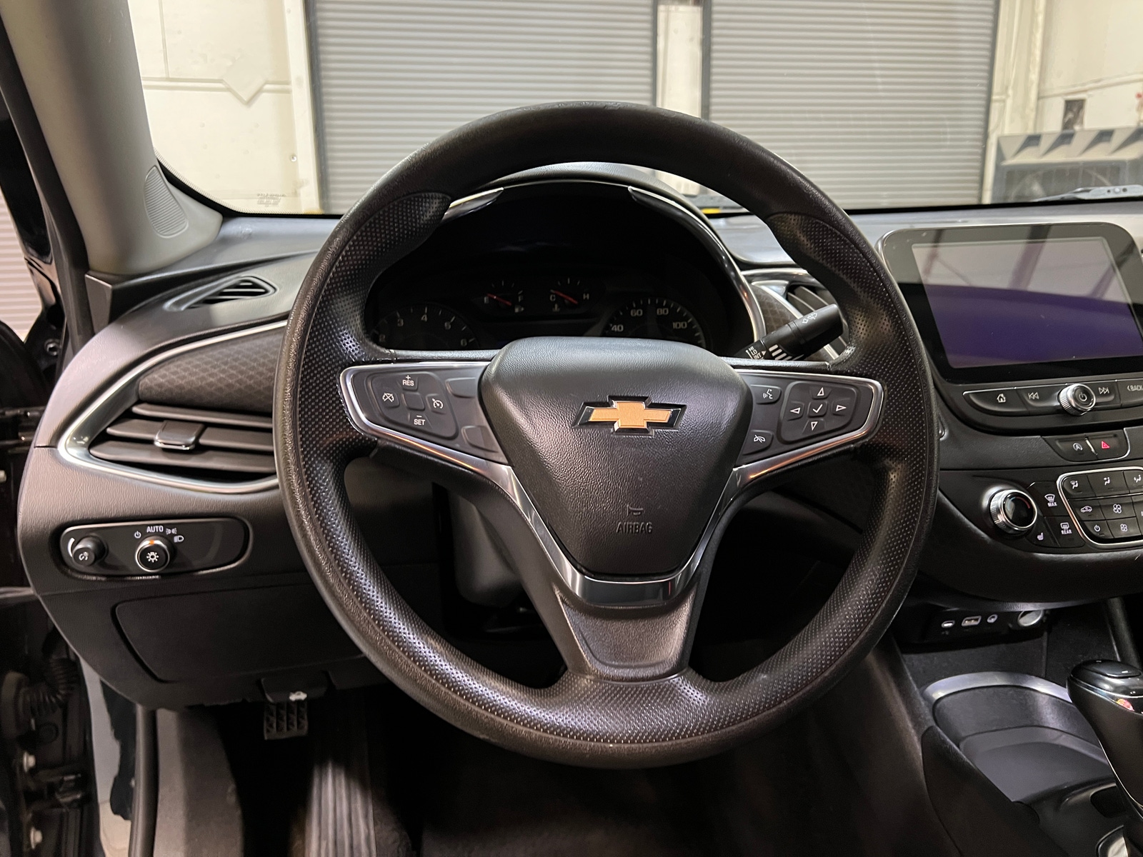 Thumbnail: 2020 Chevrolet Malibu - 5